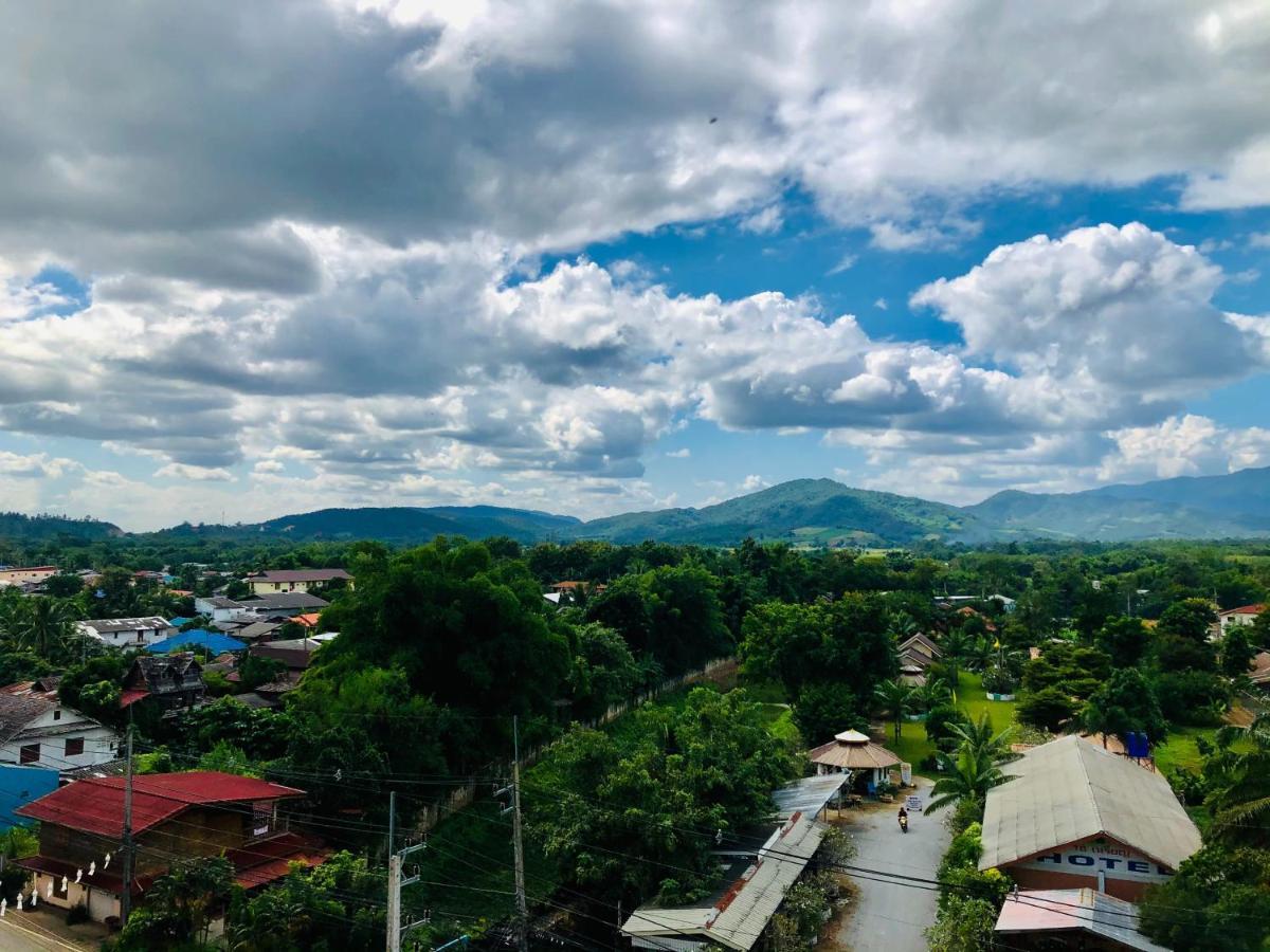 Chiangkhong Teak Garden Riverfront Onsen Hotel- Sha Extra Plus Chiang Khong Εξωτερικό φωτογραφία