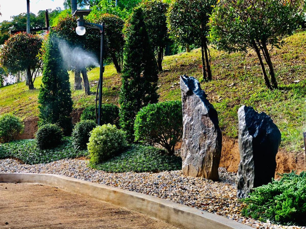 Chiangkhong Teak Garden Riverfront Onsen Hotel- Sha Extra Plus Chiang Khong Εξωτερικό φωτογραφία