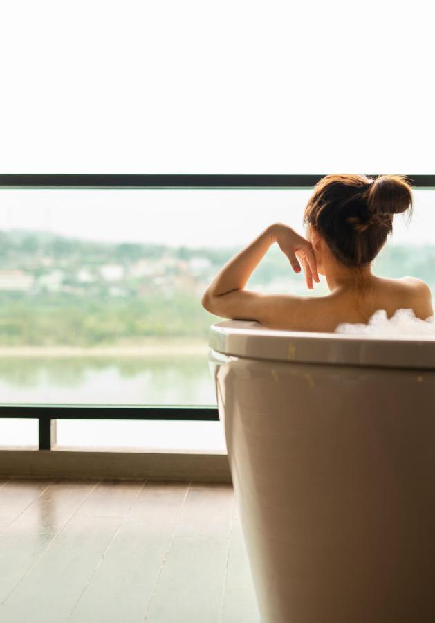 Chiangkhong Teak Garden Riverfront Onsen Hotel- Sha Extra Plus Chiang Khong Εξωτερικό φωτογραφία