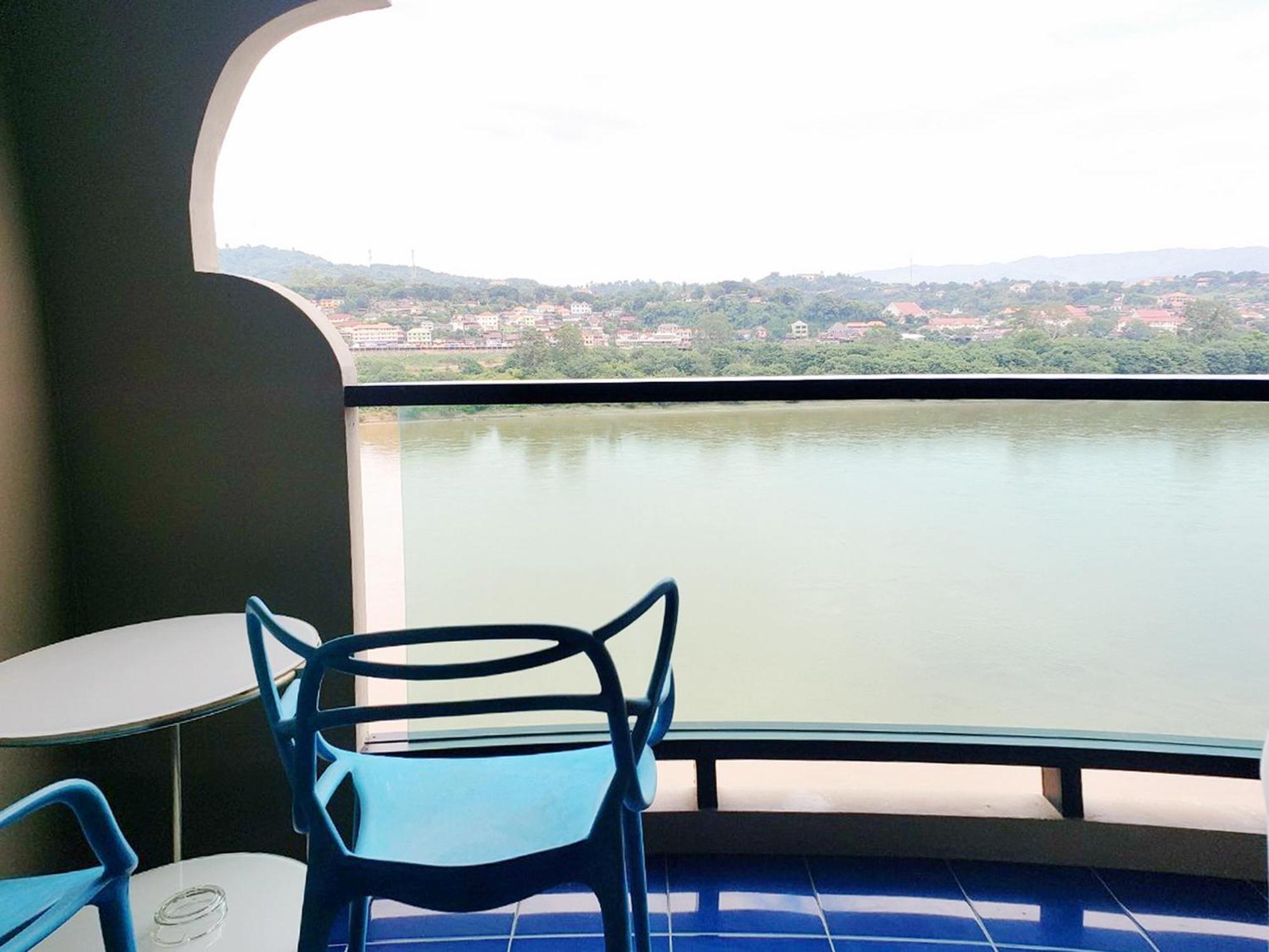 Chiangkhong Teak Garden Riverfront Onsen Hotel- Sha Extra Plus Chiang Khong Εξωτερικό φωτογραφία