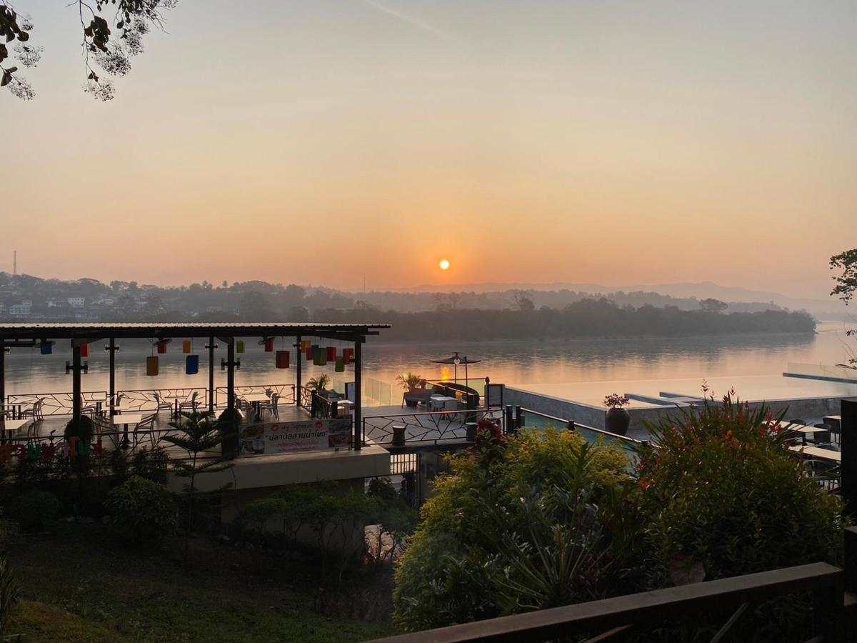 Chiangkhong Teak Garden Riverfront Onsen Hotel- Sha Extra Plus Chiang Khong Εξωτερικό φωτογραφία