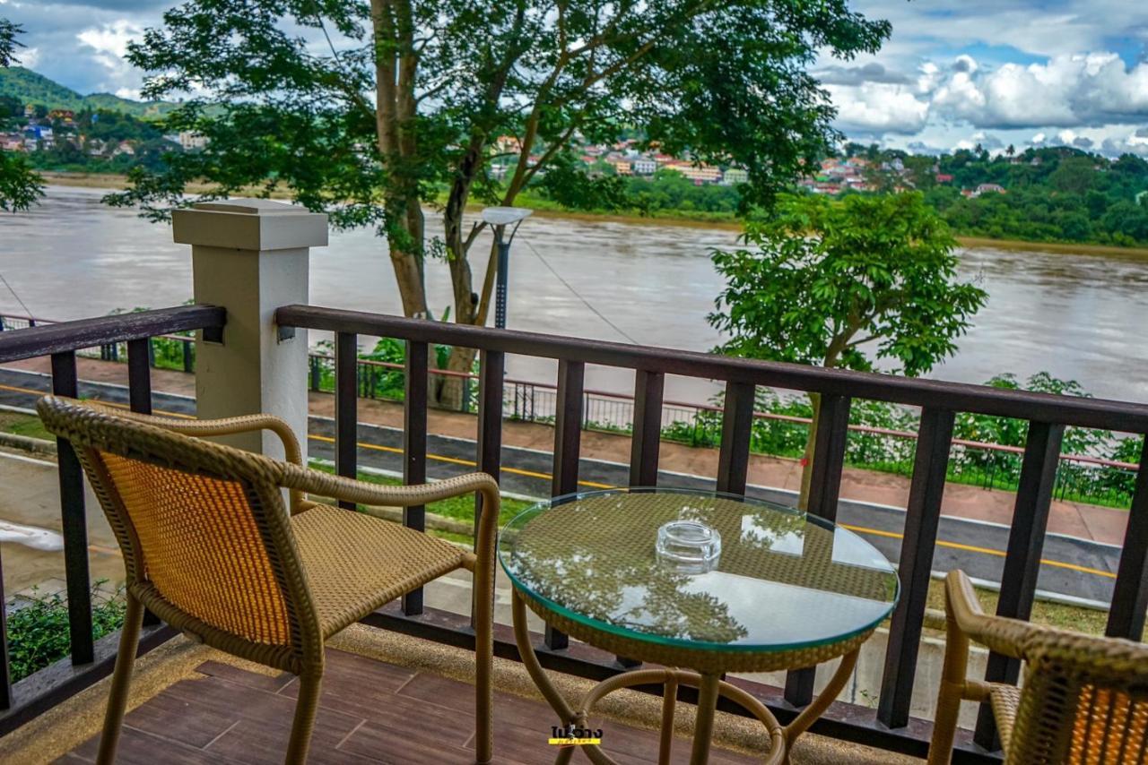 Chiangkhong Teak Garden Riverfront Onsen Hotel- Sha Extra Plus Chiang Khong Εξωτερικό φωτογραφία