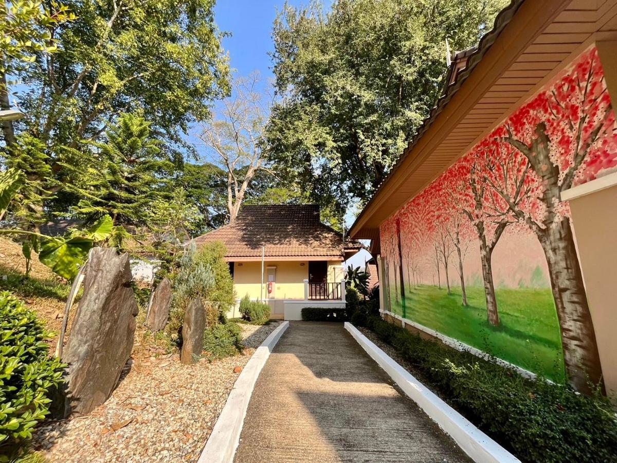 Chiangkhong Teak Garden Riverfront Onsen Hotel- Sha Extra Plus Chiang Khong Εξωτερικό φωτογραφία